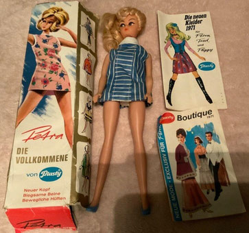 69 Petra with original outfit, box and booklets. Photo from Worthpoint