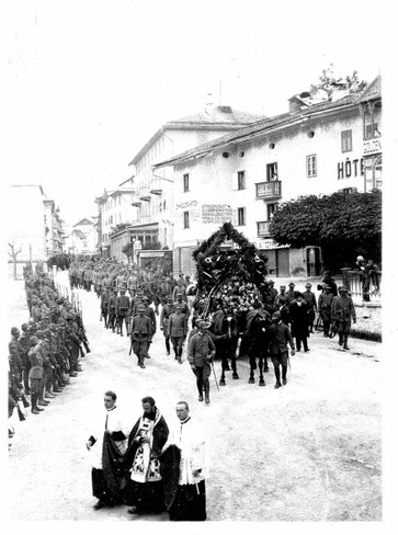 “I funerali  a Cortina d’Ampezzo” (foto inedita g.c.)