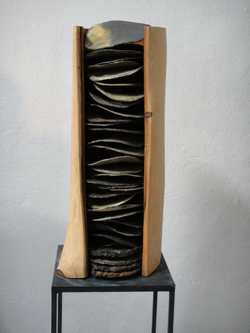 Schichtungen     H 62cm x Durchmesser 23 cm 