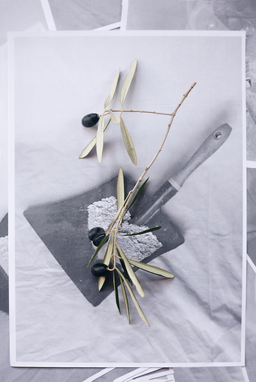 Exhibit-sale in partnership with the National School of Photography in Arles