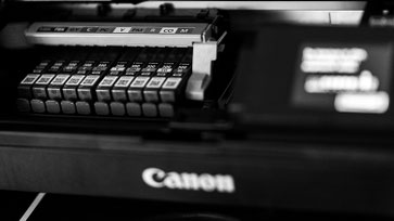 Fine-Art-Drucker Canon Nahaufnahme Schwalbach, Professioneller Fotograf Mario Diener