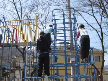 長野県上田市神川小学校に放課後等デイサービスから避難訓練と外遊び