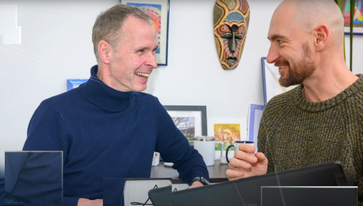 Prof. Volker Haucke (li.) and Dr. Michael Ebner. © DFG