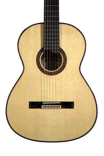 Joshia de Jonge  - classical guitar  