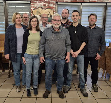Der neue Vorstand des TTC Werne (von links): Thekla Fetting, Martin Brocke, Katharina Hüsch, Michael Hubracht, Axel Brocke, Marc Urbschat, Jonas Völz, Jörg Brechwald - Es fehlen: Till Willerding und Wolfgang Heise (Foto: TTC Werne)