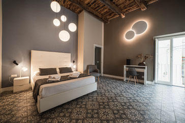 Palinuro Suite in den Palazzo Paladini Luxury Suites in Pizzo, Kalabrien.