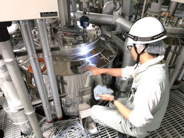 食品工場タンクの光触媒コーテンング