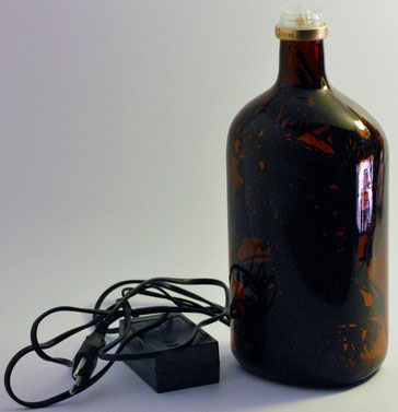 LD1 - lampada decorativa con luci a led ad intermittenza, base cromatica rossa
