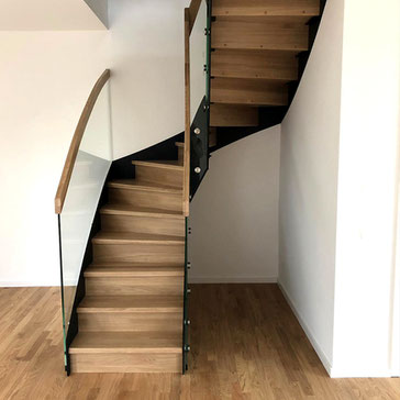 bauzeit berlin, Treppen, Holztreppen, Einbaumöbel, Maßanfertigung, Möbel, Holz,Bauleitung, Wohnungsumbau, Wohnungssanierung, Wohnungsrenovierung, Grundrissänderung, Innenausbauten