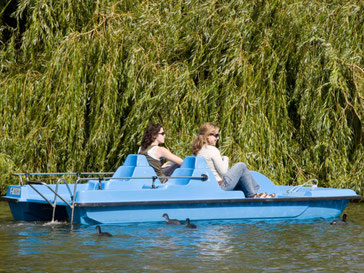 Tretboot auf dem Wasser