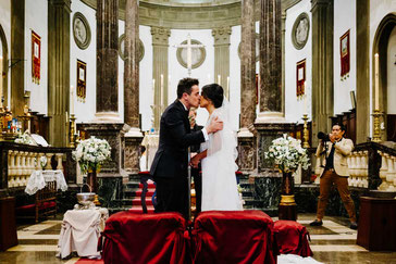 Hochzeitsreportage Braunschweig - Hochzeitsfotograf Braunschweig- Hochzeitskleid 