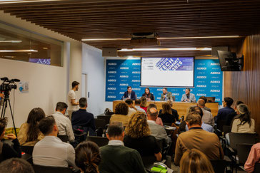 El Consejero de Vivienda y Agenda Urbana Denis Itxaso inaugura el taller sobre Implementación de BIM en el sector público