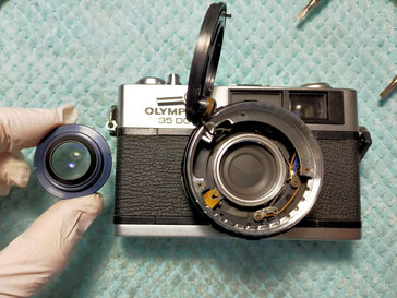 オリンパス 35 DCの分解 - フィルムカメラ修理のアクアカメラ