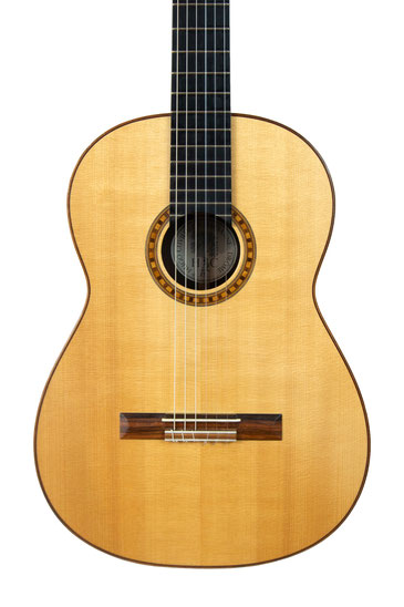 Hugo Cuvilliez - classical guitar  