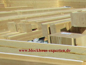 Klimafreundliches Blockhaus in ökologischer Holzbauweise bauen - Preis - Preisliste - Bauplanung - Finnische Holzhäuser aus Polarkiefer - Wohnhäuser - Einfamilienhäuser - Niedrigenergiehäuser - Neubau - Holzblockhaus - Deutschland
