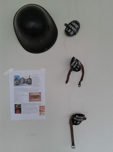 Nederlandse helm met armschilden gebruikt door Luchtbeschermingsdienst (L.B.D.)