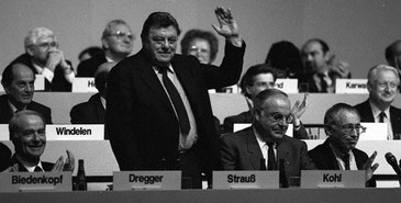 Mehr Strauß im Blog: Einfach auf das Bild klicken...
