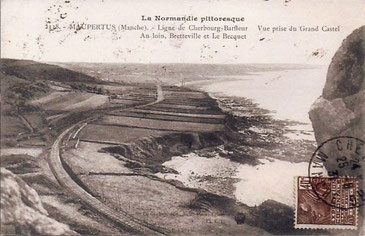 Le tue-vâques longeant une côte désertique à Maupertus