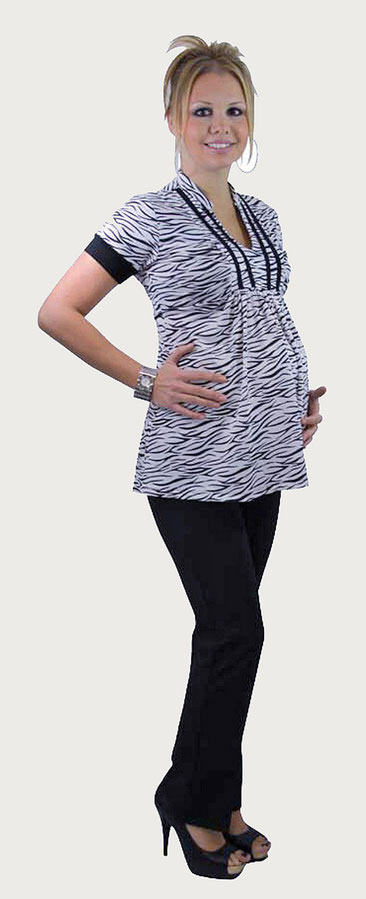 short sleeve maternity top white and black