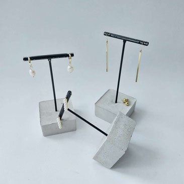 Concrete Silver Black Earring Stands By PASiNGA