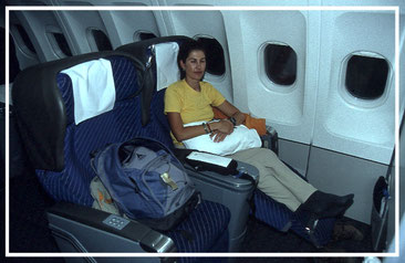 Flug-Business-Class-Manu-Indien-F678