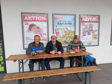 Wir warten auch schon auf "die Lauser" beim Tresdorfer Nachkirchtag 2025