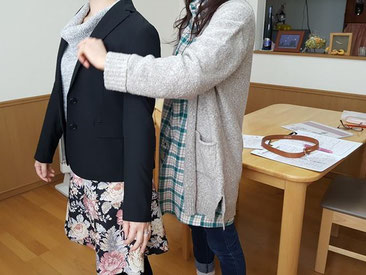 旭川片づけ・収納　服の片づけ　骨格タイプ診断　診断の様子