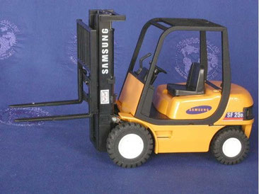 Samsung SF25D forklift