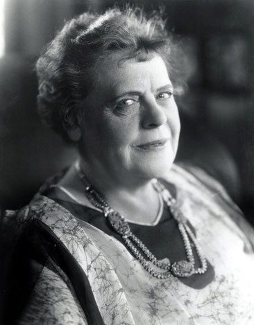  Marie Dressler