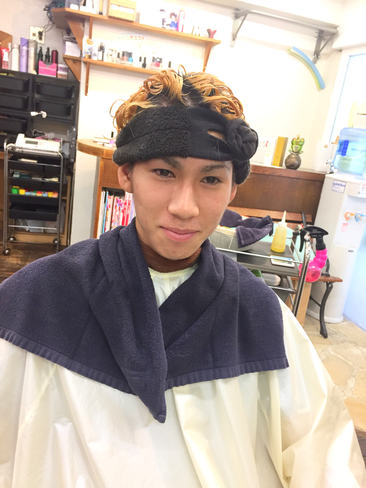 横浜の無責任美容師☆奥条勇紀☆ブリーチをしている髪の毛にはパーマがかからないと思っているあなたへ