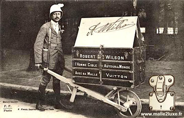 Robert Wilson l'Homme Cible Autour du Monde Avec sa Malle Louis Vuitton