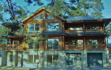 Blockhaus zum Wohnen - ein gesundes Zuhause aus Holz - Blockhäuser - Blockhausbau - Wohnblockhaus - Rundbohlenhaus als Gästehaus - Wohngesunde Holzhäuser -Thüringen - Eisenach - Blockhausbau in echter Blockbauweise in Deutschland oder nur Imitate?