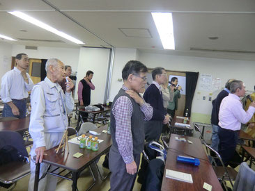 銀鈴会　食道発声上級クラス全体練習風景