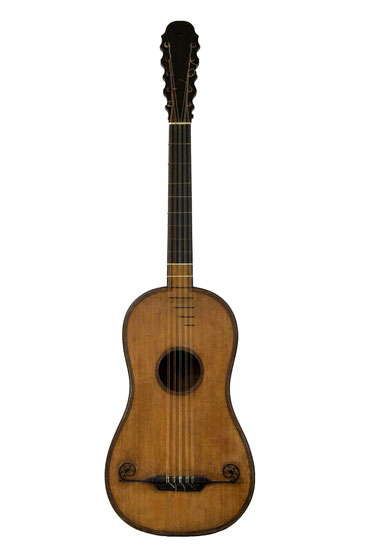 J.L Mast, Mirecourt - guitare baroque