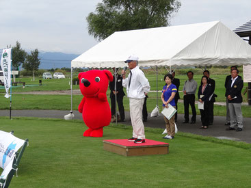 来賓挨拶（千葉県パークゴルフ協会連合会高木会長）