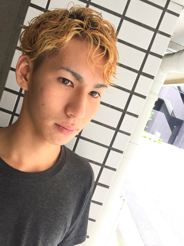 横浜の無責任美容師☆奥条勇紀☆ブリーチをしている髪の毛にはパーマがかからないと思っているあなたへ