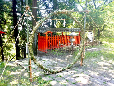 蚊里田八幡宮　茅の輪