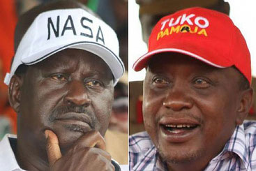 Raila Odinga (a sinistra) e Kenyatta (a destra)