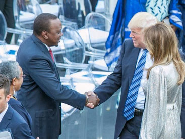 Donald Trump e Uhuru Kenyatta nell'incontro al G7 di Taormina