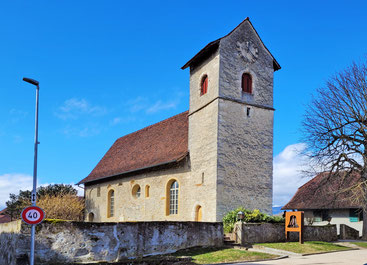 Südseite der Kirche von Vinelz, Zustand 2023. Foto: Philipp Wilhelm K