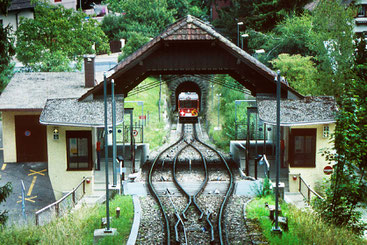 Standseilbahn Biel-Evilard. Fotograf Hans-Peter Bärtschi, Bildarchiv der ETH-Bibliothek Zürich, CC BY-SA 4.0