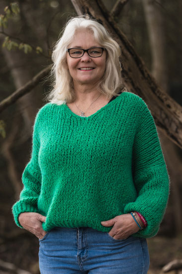 Anja Wölk – Seminare und Workshops zu Kartenlegen, Klangarbeit und Aufstellungen in Kappeln