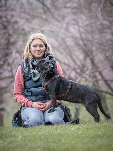 Nadine Schiffer - positives Hundetraining in Duisburg