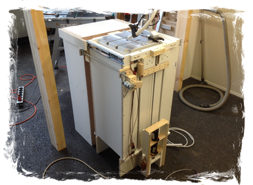 Tischbohrmaschine V1 (2014) in die Maschinenwerkbank verdenken