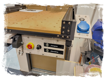 Bedienpult für CNC-Wandliftsystem