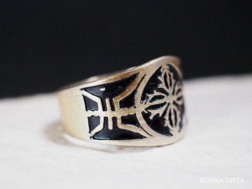 チベット 壁飾り 19世紀アンティーク 黄金の護符（20世紀・チベット密教）宝石で飾った垂飾型の念持仏