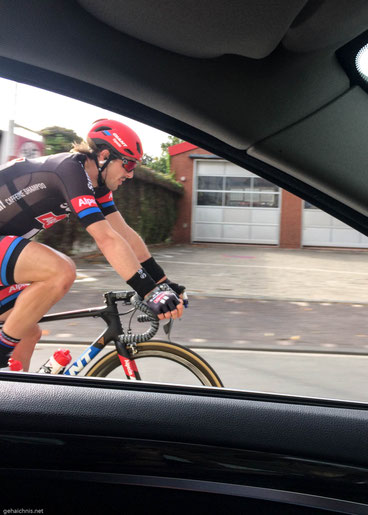 John Degenkolb fährt zum Feld auf