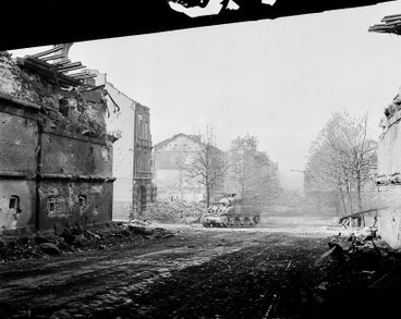 US-Panzer auf dem A - Weg