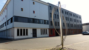 Zur Erinnerung. Nadel an der Nadelfabrik