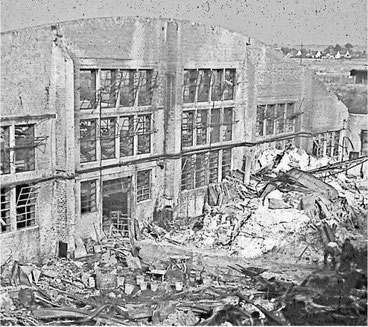 Schwere Treffer in der Hüttenstraße, Englebert 1941